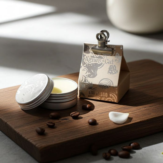 Agnes & Cat Lippenbalsam Espresso Martini in Ambiente Stimmung