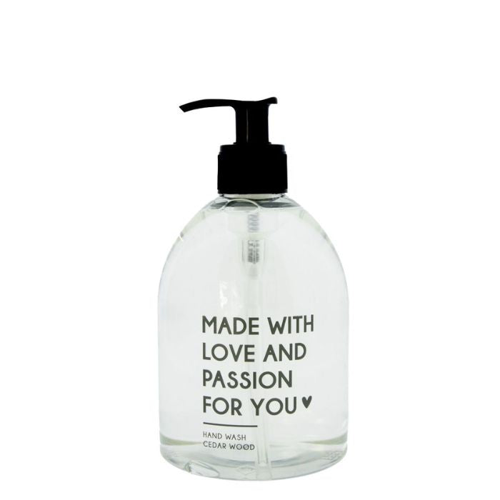 Bastion Collections Handseife Cedar Wood 500 ml – Vorderansicht
