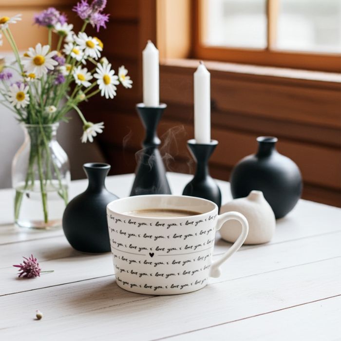 Ambiente Ansicht Bastion Collections Tasse Weiss mit „I Love You“