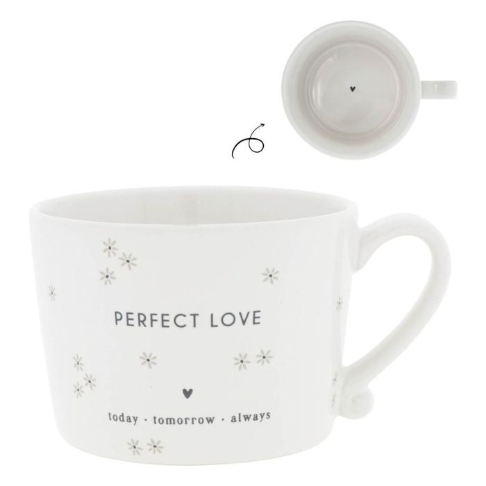 Bastion Collections Tasse Weiss mit „Perfect Love“ – Vorderansicht