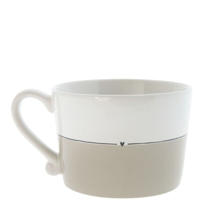 Bastion Collections Detailansicht der Tasse Wild Thing aus Steinzeug