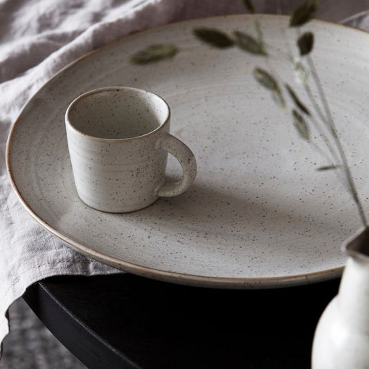 Gedeckter Frühstückstisch mit Pion Espressotasse von House Doctor