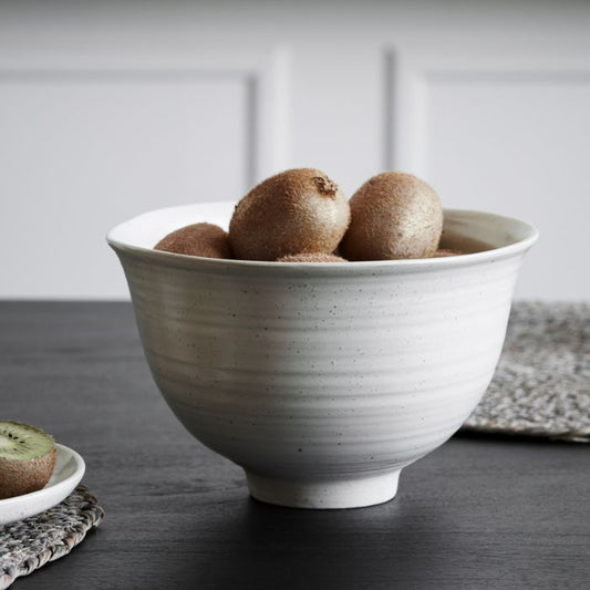 Steingutschüssel Pion von House Doctor in rustikalem Design