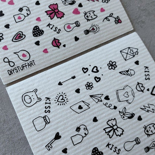 Schwammtücher Kiss Doodles – Zweifarben Siebdruck für eine nachhaltige Küche