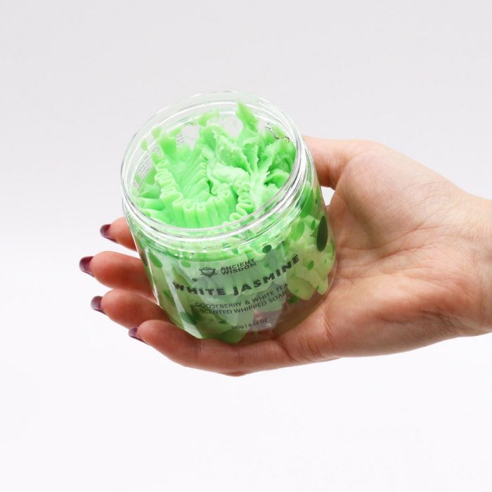 Fruchtig-frische Duschseife mit weissem Tee – vegan & handgemacht