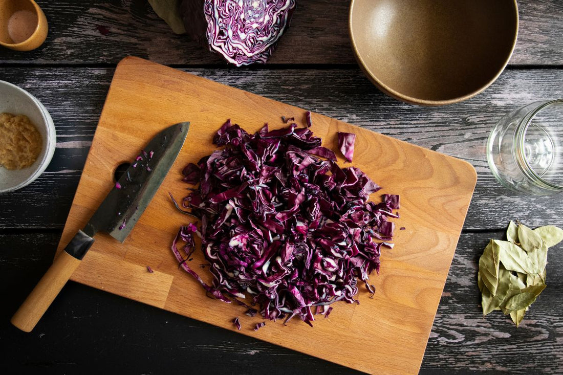 Traditionelles Rotkraut mit Apfel, karamellisiert nach Omas Rezept