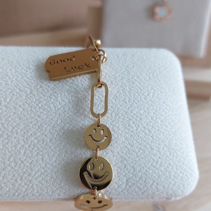 Vergoldetes Armband mit „Good Luck“-Anhänger aus Edelstahl