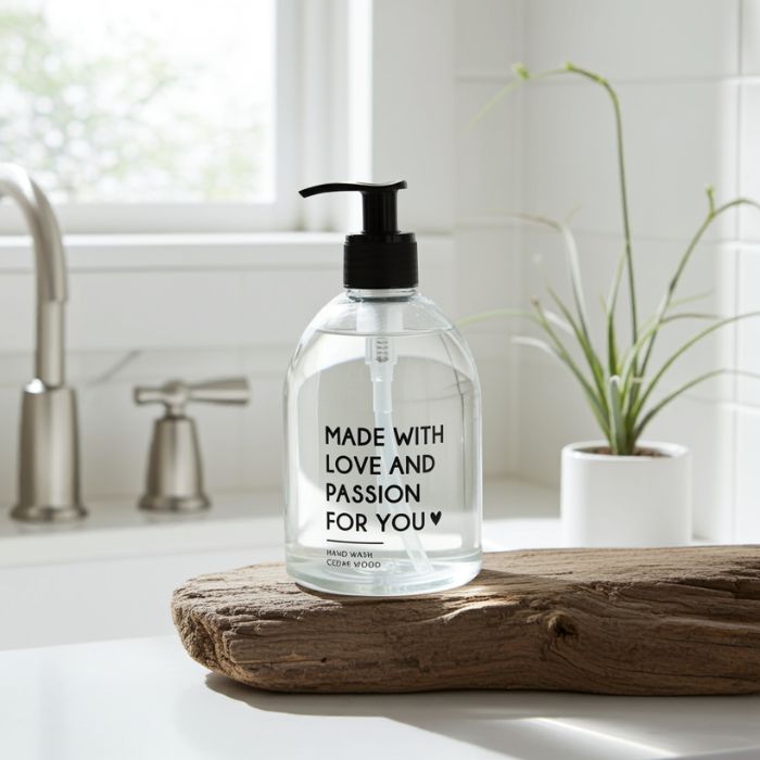 Bastion Collections Handseife Cedar Wood - Ambiente Bild