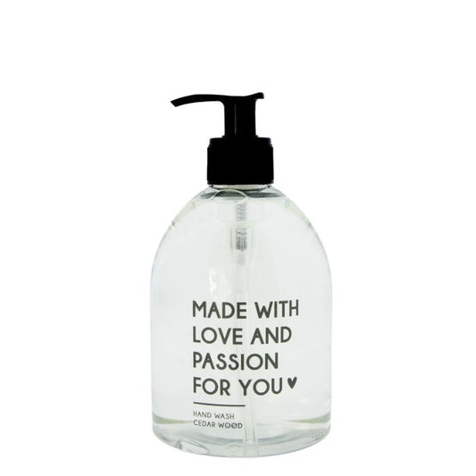 Bastion Collections Handseife Cedar Wood 500 ml – Vorderansicht