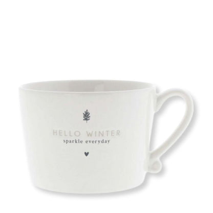 Bastion Collections Keramik Tasse Hello winter in Weiss mit schwarzem Schriftzug - Vorderansicht