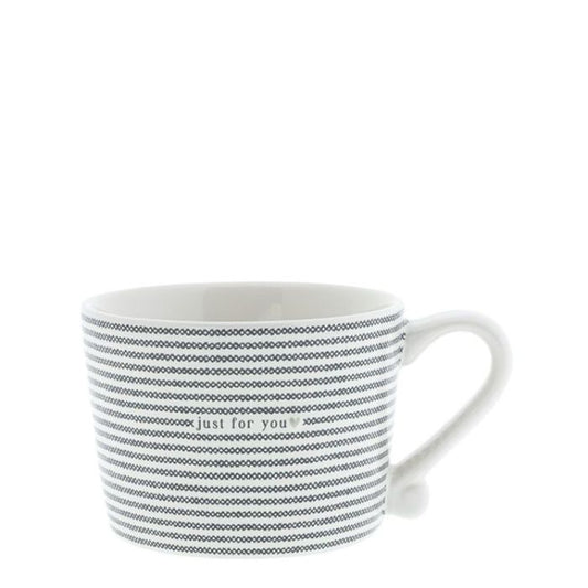 Bastion Collections Tasse Stripes Just for You in Weiss mit schwarzer Schrift und Streifen – Vorderansicht