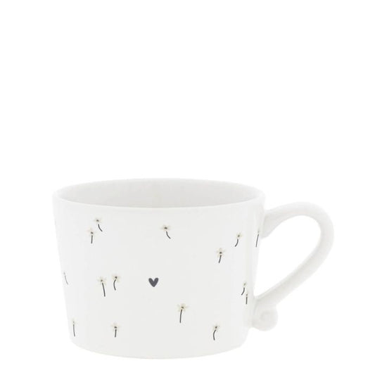 Bastion Collections kleine Tasse Weiss mit „Daisies“ – Vorderansicht