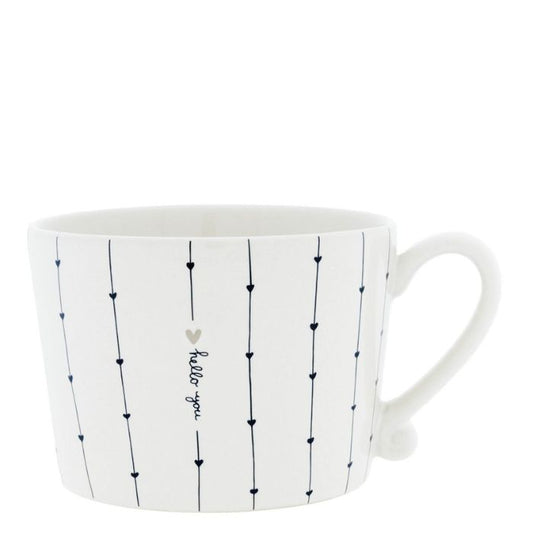Bastion Collections Tasse Weiss mit „Hello You“ und Herz-Girlanden – Vorderansicht