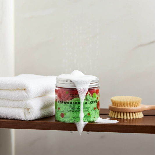 Handgemachte Whipped Soap - verschiedene Sorten in Badezimmer Ambiente