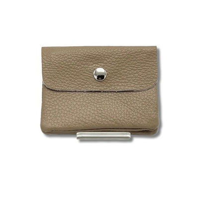 Kleine Leder-Geldbörse aus Italien in Taupe – Außenansicht