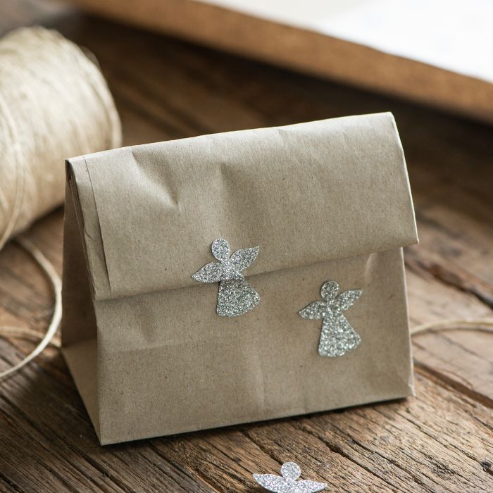 IB Laursen Buntfalttüten aus Papier B 12 × H 30,5 × T 7 cm skandinavisches Design