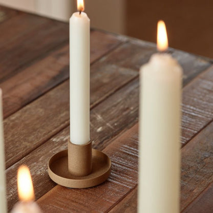 IB Laursen Kerzenhalter Eisen  in warmem Cognacton