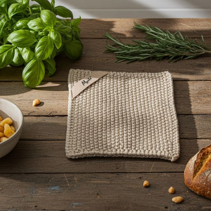 IB Laursen Mynte Topflappen gestrickt in Sand in Szene bei Mekea