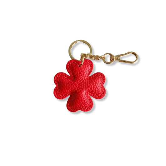 Leder-Schlüsselanhänger Glückskleeblatt aus Italien in Rot mit goldfarbenem Schlüsselring