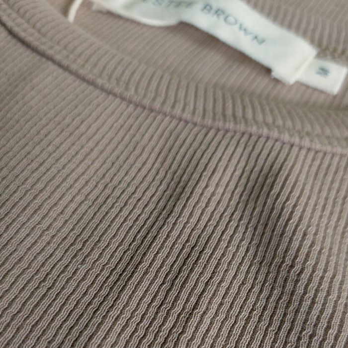 Mekea Baumwoll Tanktop Taupe Damen Basic Fit - Nahaufnahme