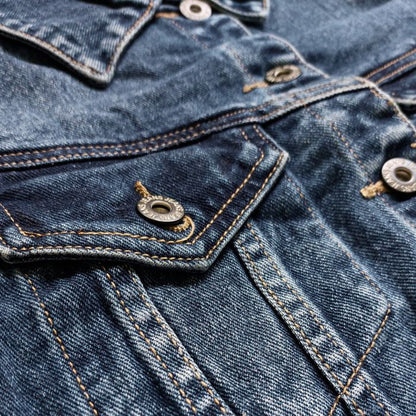 Mekea Jeansjacke Blue Wash klassischer Denim Style - Detail Ansicht Brusttasche