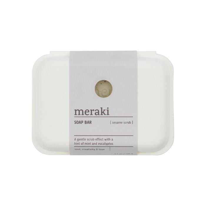 Meraki Stückseife Sesame Scrub Seifenstück 100 g auf weißem Hintergrund